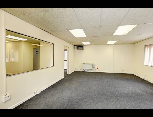 108M² OFFICE TO LET IN EVERSDAL